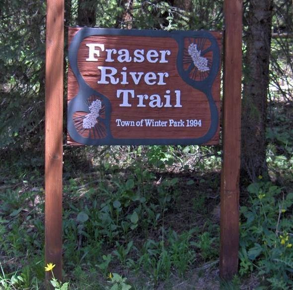 Fraser River Trail Sign
